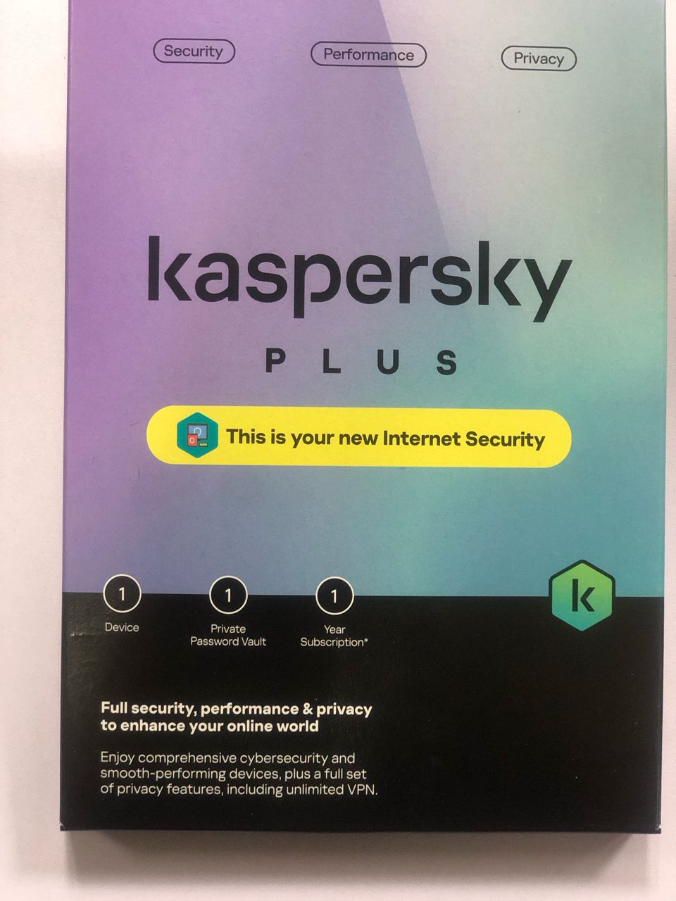 KASPERSKY PLUS NEW INTERNET SECURITY 1 Device + 1 Private Password Vault