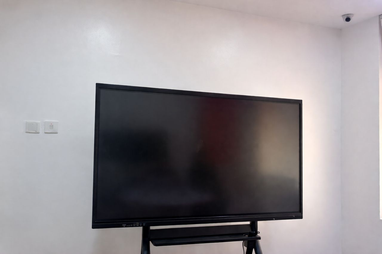 INTERACTIVE FLAT PANEL 65Inch 4K